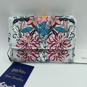 Vera Bradley Harry Potter Herbology RFID Riley Compact Wallet